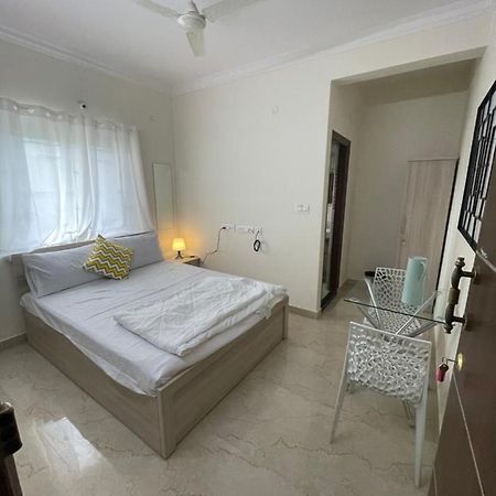Reva Inn Bangalore Bagian luar foto