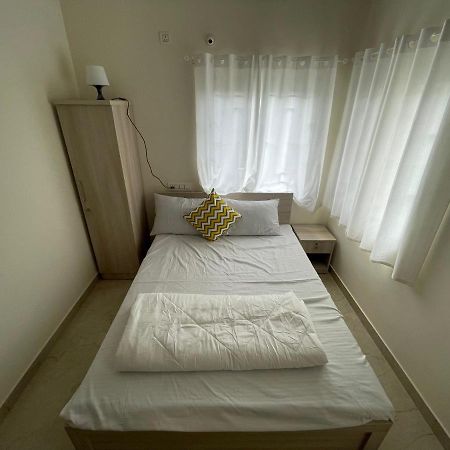 Reva Inn Bangalore Bagian luar foto