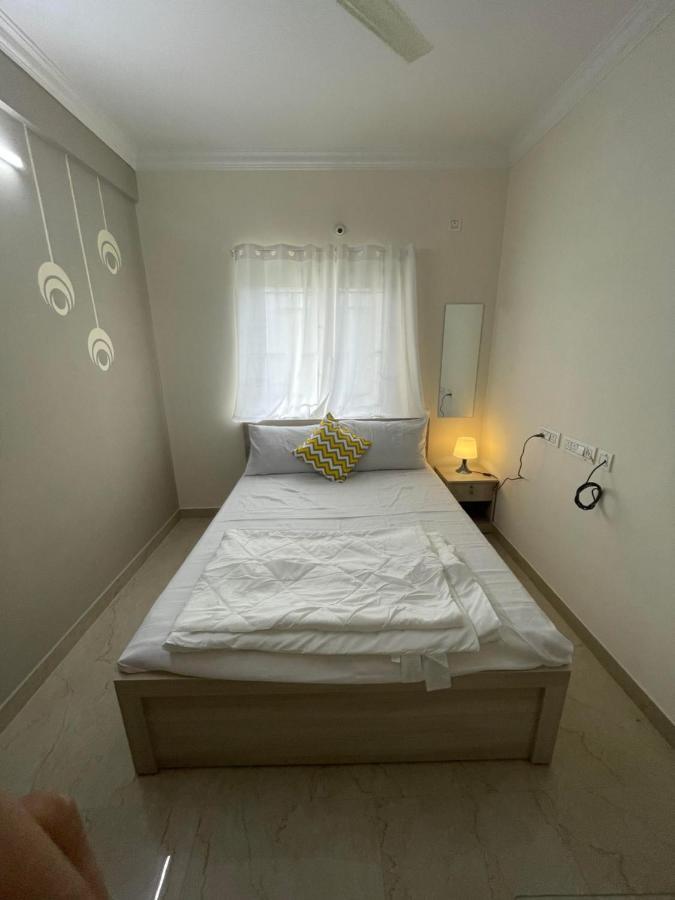 Reva Inn Bangalore Bagian luar foto